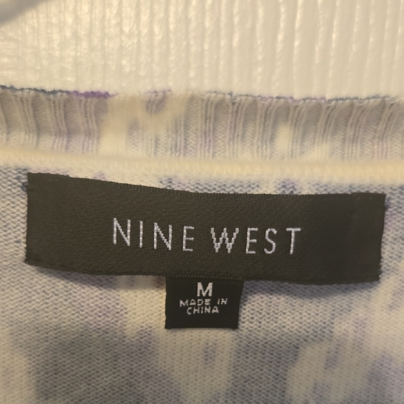 Nine West Purple and White Patterned Crop Top - Picture 2 of 5